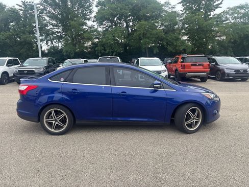 Used 2012 Ford Focus Titanium FWD image 21