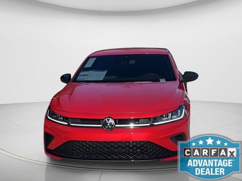 Used 2026 Volkswagen Jetta Sport FWD image 3