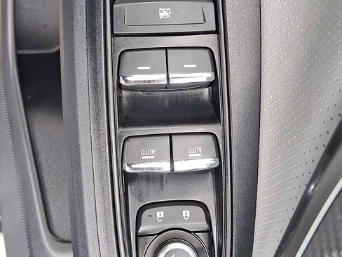 Certified 2022 Subaru Crosstrek 2.5i Limited w/ Moonroof Package 1 image 14