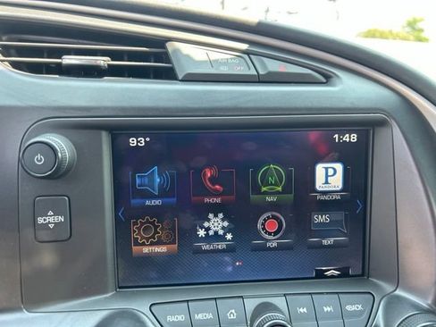 Used 2015 Chevrolet Corvette Z06 w/ 3LZ Preferred Equipment Group RWD image 24