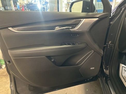 Used 2020 Cadillac XT6 Sport image 8