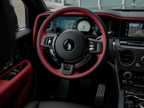 New 2026 Rolls-Royce Cullinan image 38