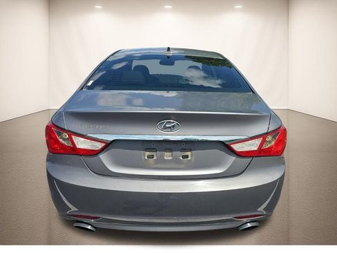 Used 2011 Hyundai Sonata SE FWD image 6