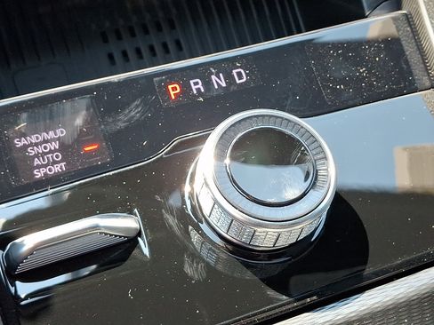 New 2026 Jeep Grand Cherokee Limited AWD/4WD image 11