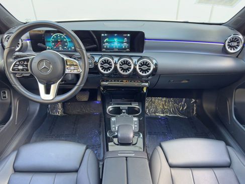 Used 2022 Mercedes-Benz A 220 image 12