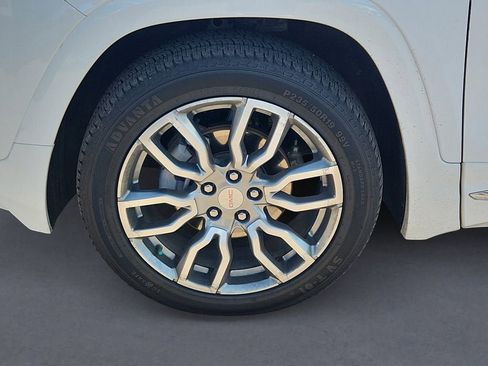 Used 2024 GMC Terrain Denali AWD/4WD image 14