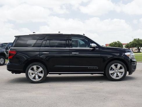 Used 2023 Ford Expedition Platinum AWD/4WD image 30