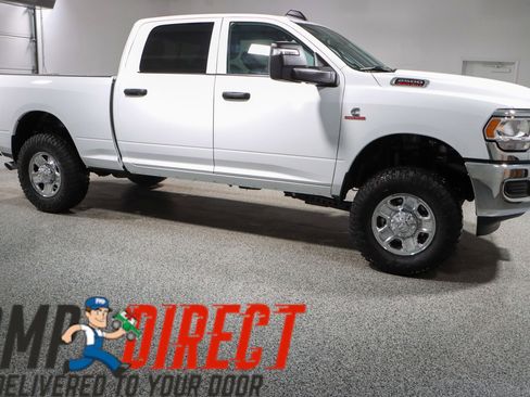 Used 2024 RAM 2500 Tradesman w/ Chrome Appearance Group image 6