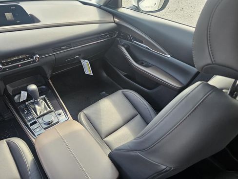 New 2025 MAZDA CX-30 AWD 2.5 S w/ Premium Package image 28