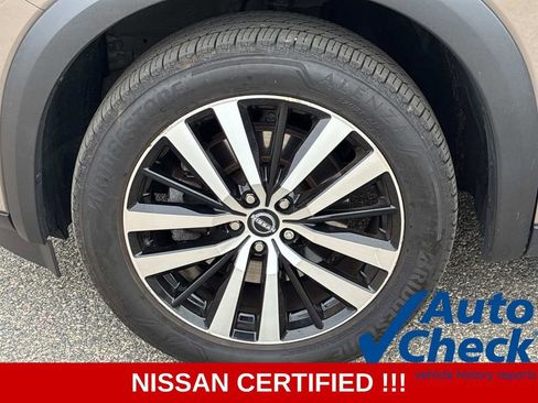 Certified 2023 Nissan Pathfinder Platinum AWD/4WD image 20