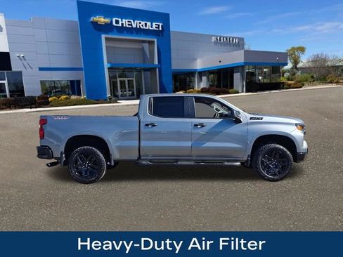 Used 2023 Chevrolet Silverado 1500 Custom Trail Boss w/ LPO, Dark Essentials Package AWD/4WD image 27