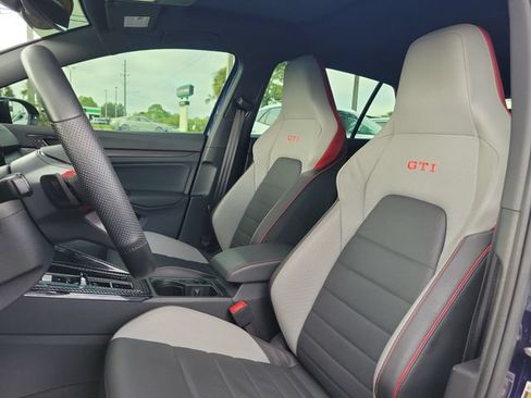 Used 2024 Volkswagen GTI SE FWD image 20