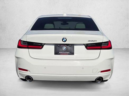 Certified 2026 BMW 330i Sedan w/ Premium Package RWD image 7