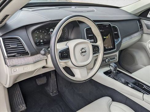 Used 2022 Volvo XC90 T6 Inscription w/ Advanced Package image 10