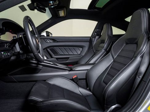New 2026 Porsche 911 Carrera 4S image 5