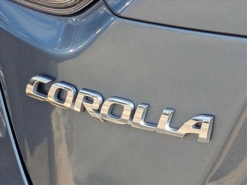 Used 2021 Toyota Corolla SE w/ Carpet Mat Package (TMS) image 6