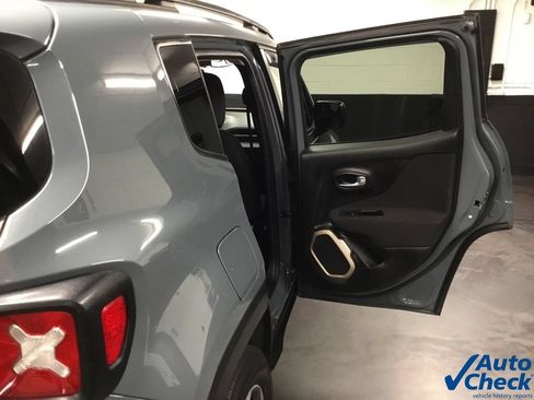 Used 2017 Jeep Renegade Sport w/ Power & Air Group AWD/4WD image 34