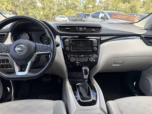 Certified 2021 Nissan Rogue Sport SV image 22