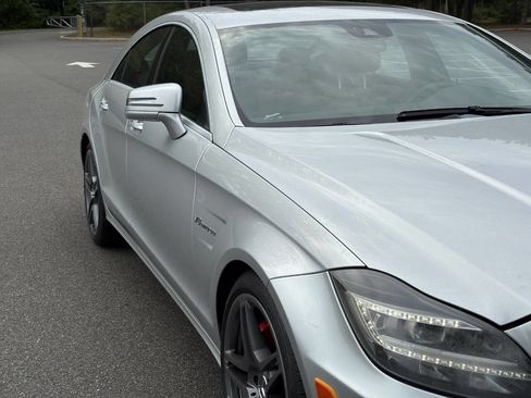 Used 2013 Mercedes-Benz CLS 63 AMG image 16
