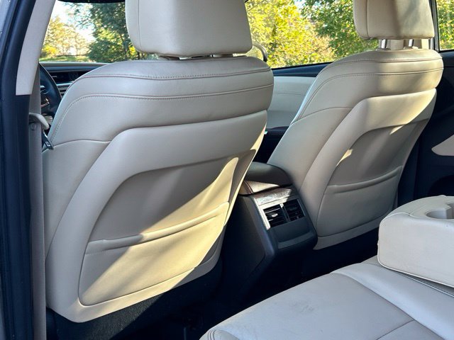 Used 2014 Toyota Avalon XLE Touring FWD image 30