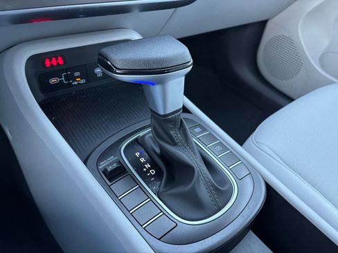 New 2026 Hyundai Kona SE FWD image 21