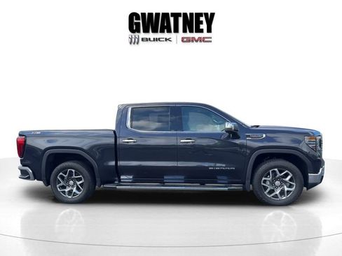 Used 2024 GMC Sierra 1500 SLT w/ SLT Premium Plus Package AWD/4WD image 4