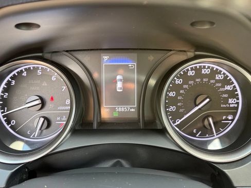 Used 2023 Toyota Camry SE FWD image 28