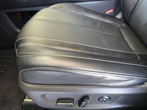 Used 2023 INFINITI QX60 Luxe w/ Performance Audio Package FWD image 21