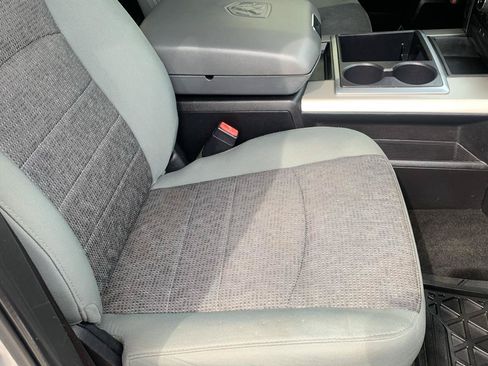 Used 2015 RAM 1500 Lone Star AWD/4WD image 13