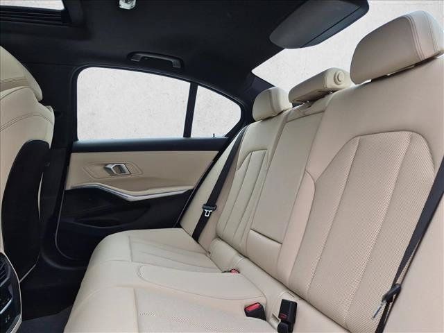 Certified 2026 BMW 330i xDrive Sedan w/ M Sport Package AWD/4WD image 20