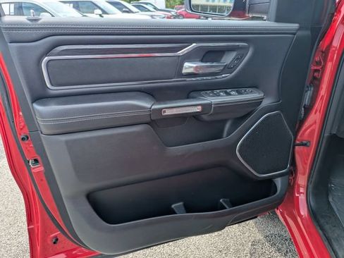 Used 2024 RAM 1500 Laramie AWD/4WD image 11