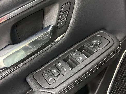 New 2026 RAM 1500 Laramie AWD/4WD image 14