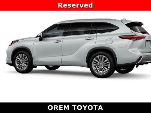 New 2026 Toyota Highlander Platinum AWD/4WD image 5