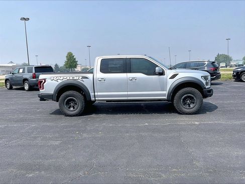 Used 2017 Ford F150 Raptor w/ Equipment Group 802A Luxury AWD/4WD image 6
