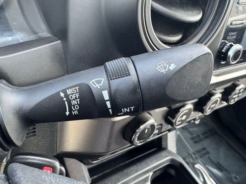 Certified 2020 Toyota Tacoma SR image 25