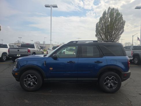 Used 2023 Ford Bronco Sport Badlands image 3