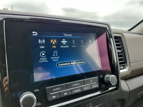 Used 2022 Nissan Frontier SV AWD/4WD image 18