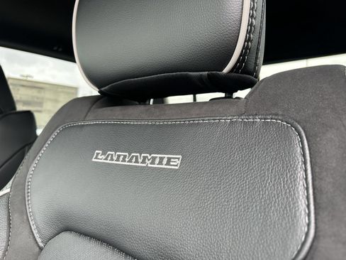 Used 2025 RAM 1500 Laramie w/ Sport Appearance Package AWD/4WD image 36