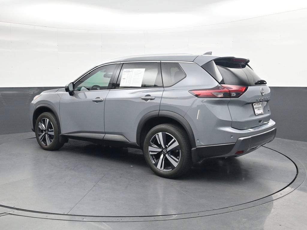Used 2024 Nissan Rogue SL w/ SL Premium Package FWD image 12