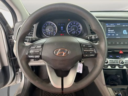 Used 2020 Hyundai Elantra SEL FWD image 9