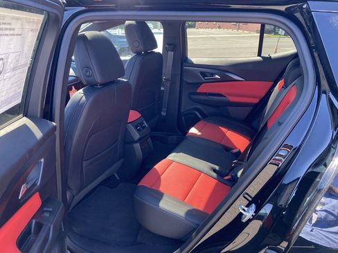 New 2025 Chevrolet Equinox EV RS w/ Convenience Package II image 22