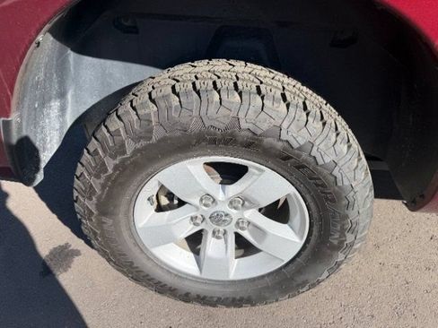 Used 2024 RAM 1500 Classic SLT AWD/4WD image 28