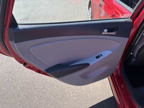 Used 2016 Hyundai Accent SE w/ Option Group 02 image 17