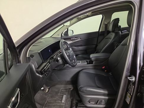 Certified 2026 Kia Sportage SX FWD image 11