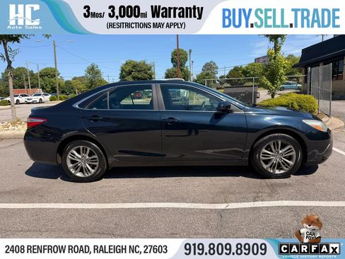 Used 2016 Toyota Camry SE FWD image 6
