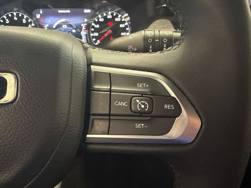 Used 2024 Jeep Compass Latitude AWD/4WD image 27