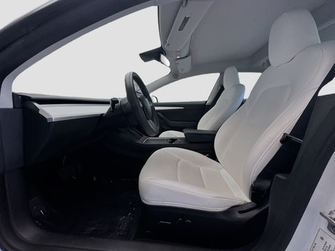 Used 2023 Tesla Model 3 Standard Range RWD image 13