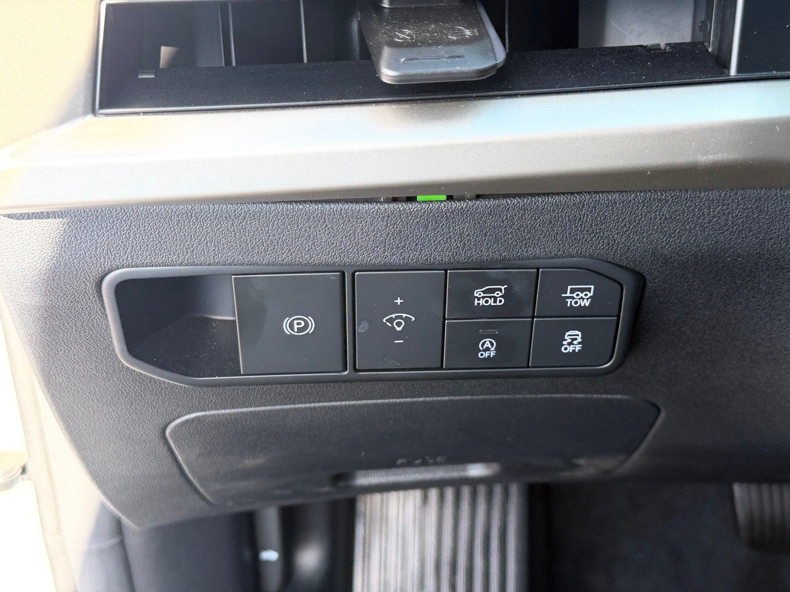 Certified 2027 Kia Telluride S w/ Towing Package FWD image 17