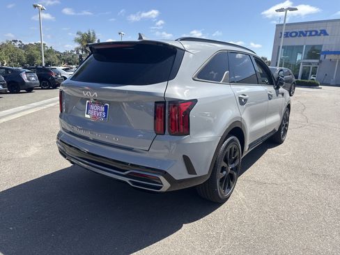 Used 2022 Kia Sorento SX FWD image 5