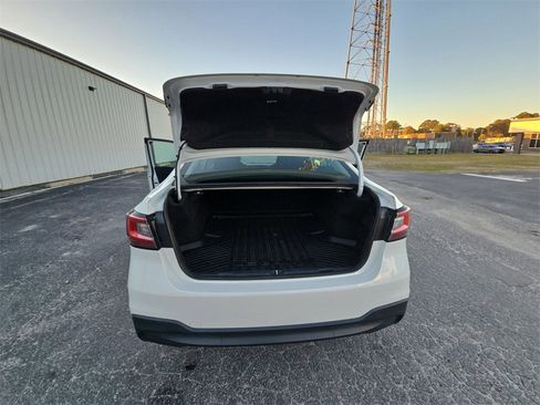 Used 2023 Subaru Legacy Premium image 11